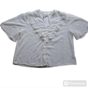 Haver & Blair Cream Lace Bell Sleeve Light Shell Buttons V neck
